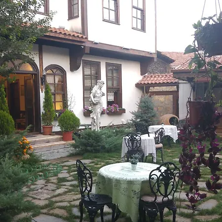 Akifbey Konagi B&B 카스타모누